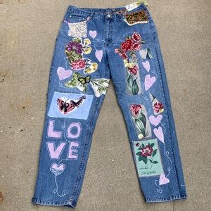 Chico’s Upcycled  Patched Festival sz 2  32x29  Jeans Denim